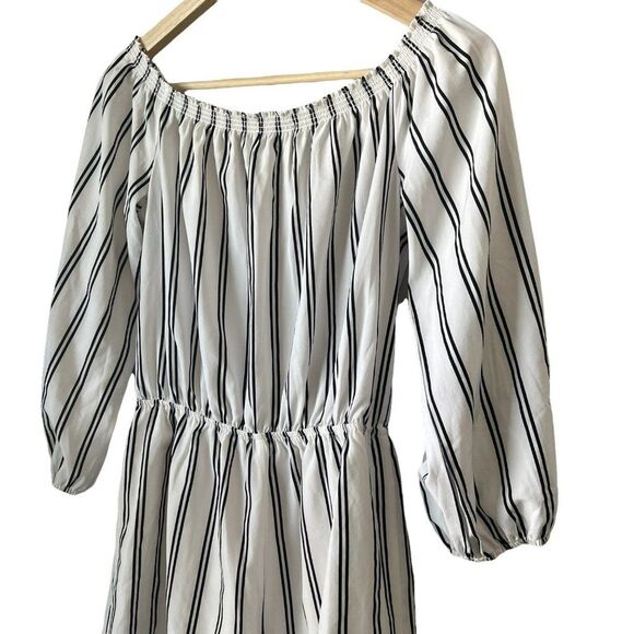 Soprano Quarter Length Sleeve Stripes Romper - Picture 3 of 9